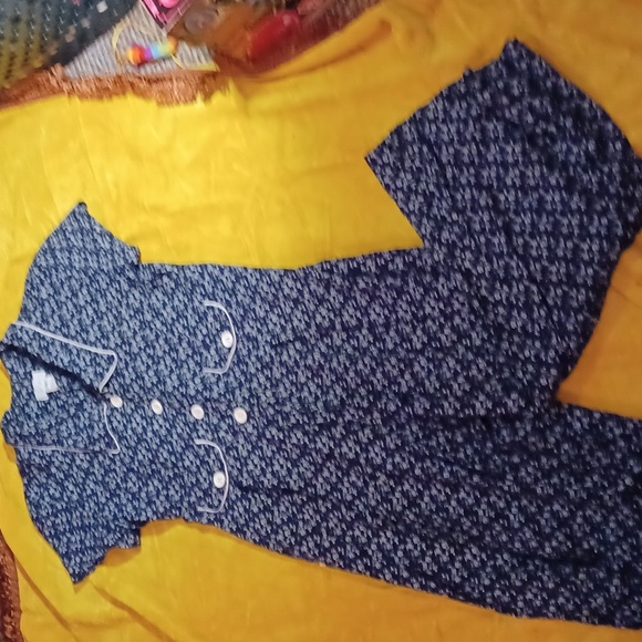 Jumpsuit onesie, size 8 - Picture 4 of 7